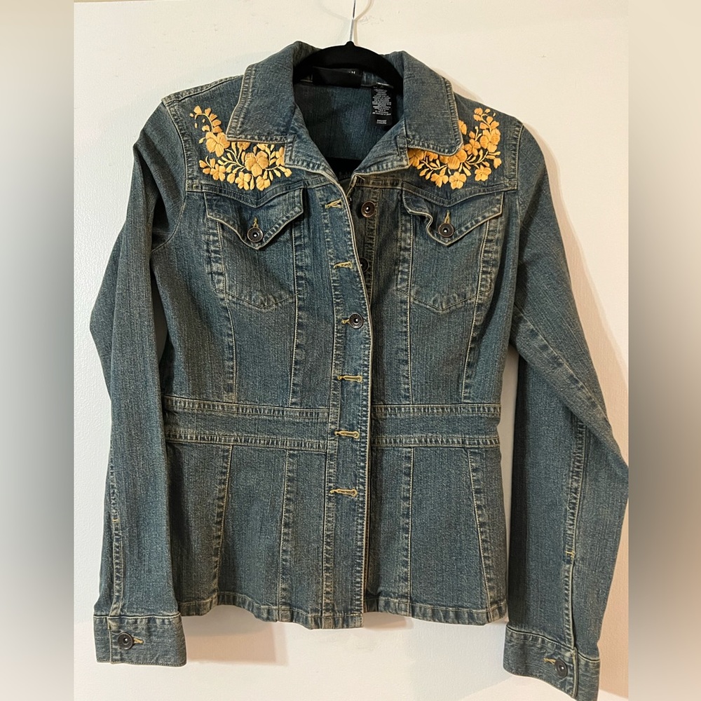Embroidered Blue Jean Jacket Size Small